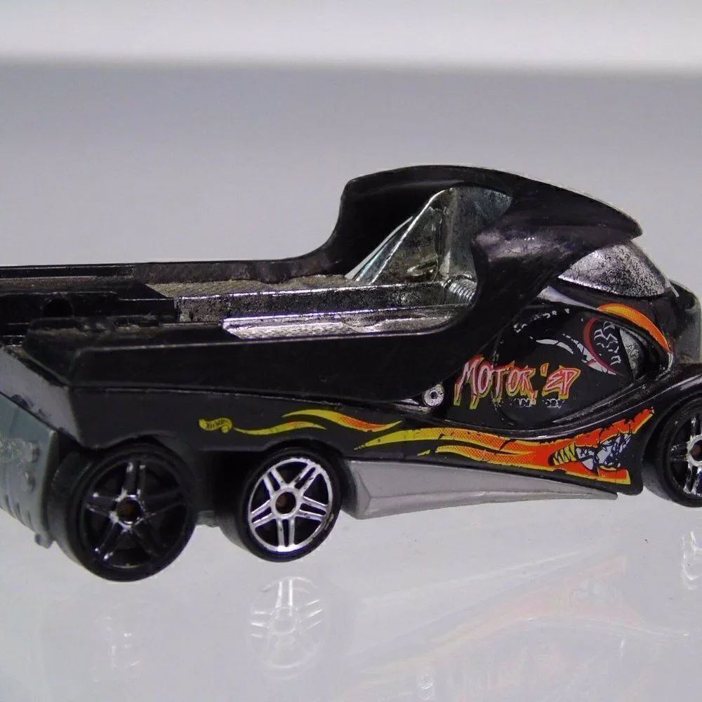 Vintage Hotwheels 2000 Mattel Cabin Fever TM Toy Truck Car